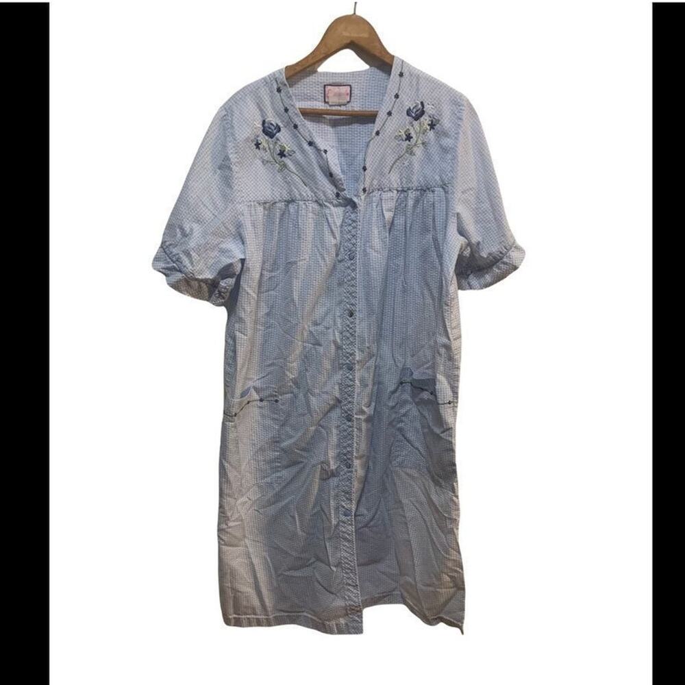 Vintage housecoat nightgown Granada blue checked w floral embroidery pearl snaps